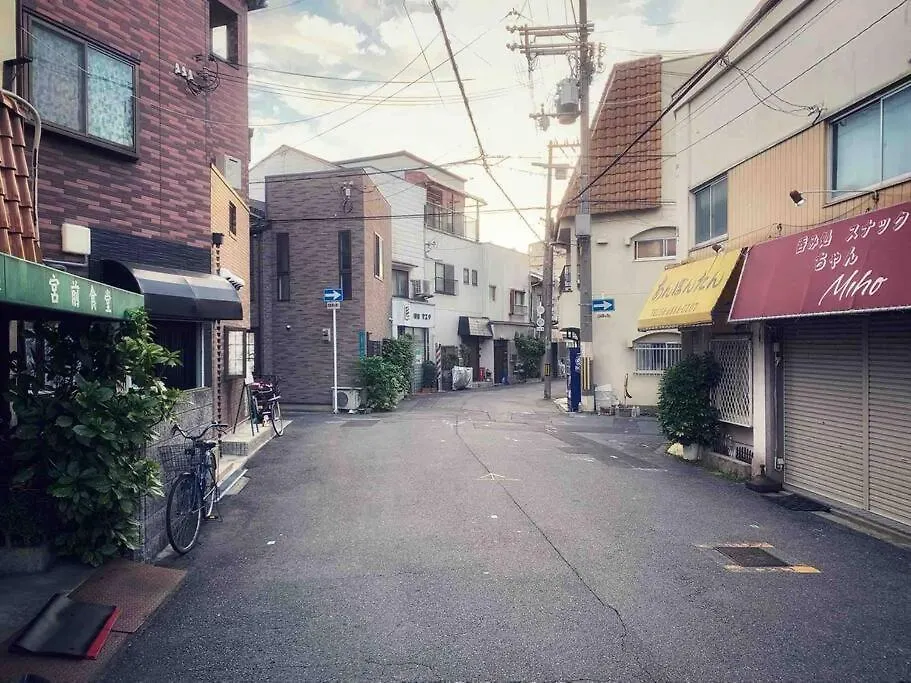 旅家 Kanzakigawa Осака 0*,  Япония